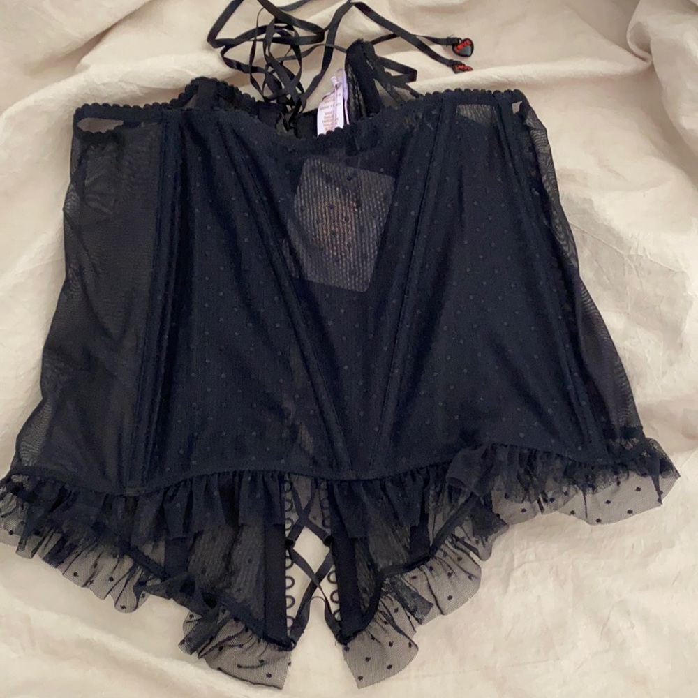 SAVAGE x FENTY garter skirt